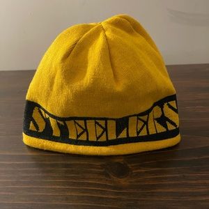 Pittsburgh Steelers Winter Beanie ! New ! Reversible!!